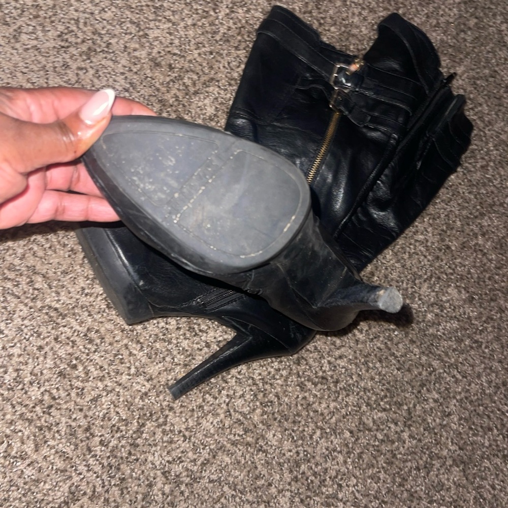 Women’s tall 3:5 heel Nine West black boots - Picture 10 of 14